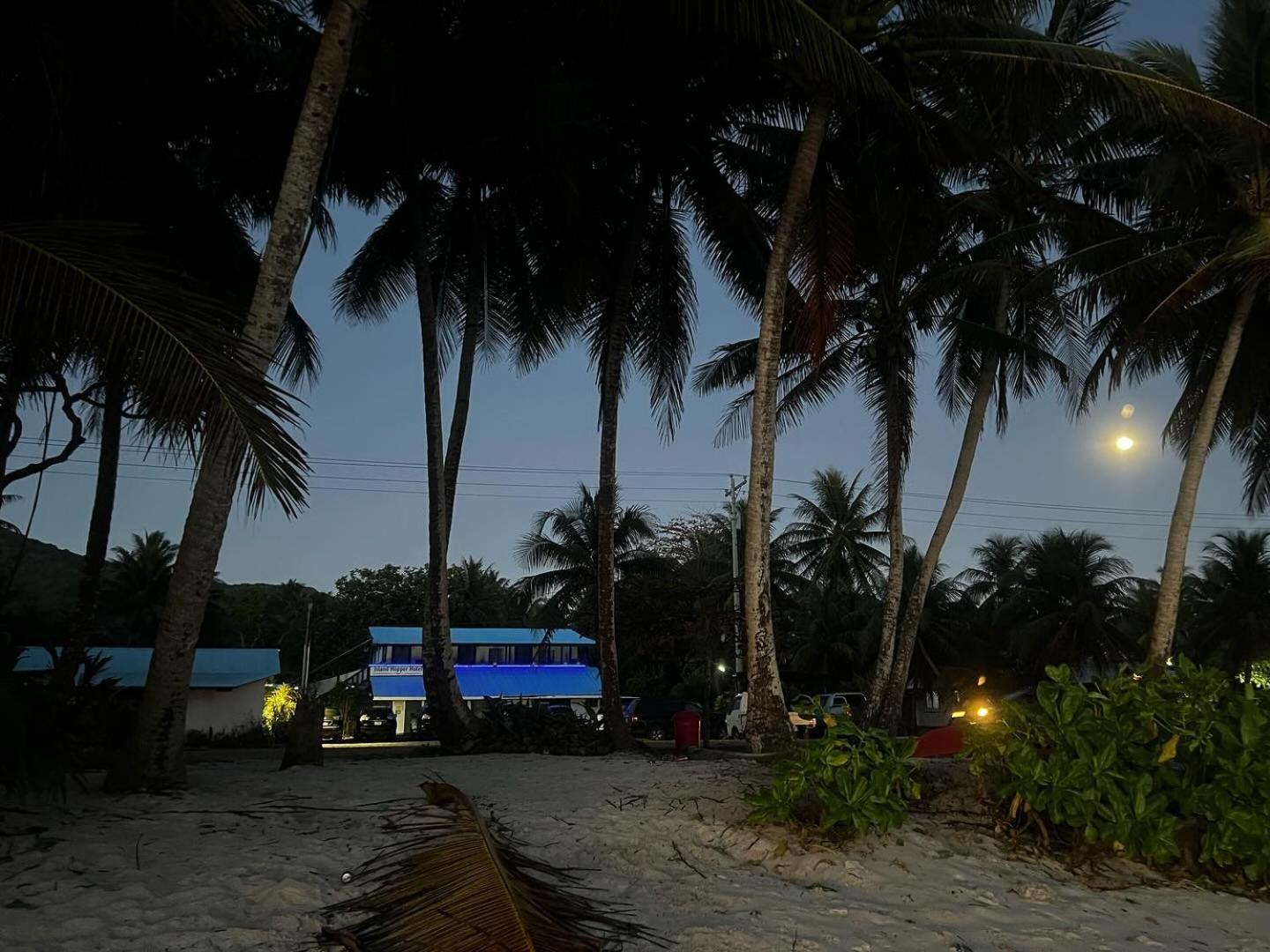 Island Hopper Hotel Yepan Exterior photo